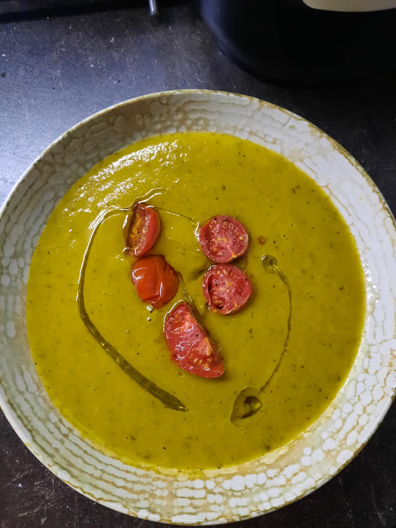 Supă cremă de legume cu carne de crab